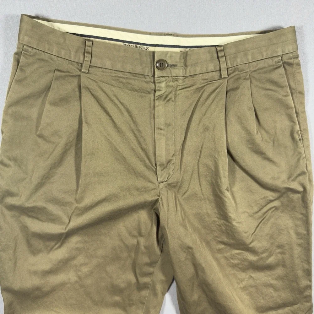 Banana Republic Vintage Y2K Khaki Pleated Chino Pants Men's 36x34 Tan Cotton